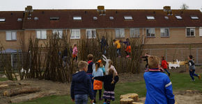De natuurspeelplaats Sint-Maartensdijk brengt dorp samen