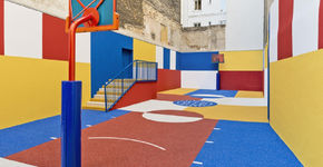 7 beelden van een zeer fotogeniek basketbalveld