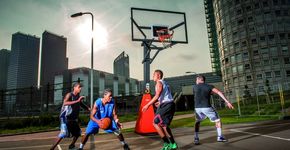 Streetball court: urban vibe én hufterproof