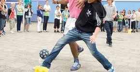 Mohican: paaltjesvoetbal terug in het straatbeeld