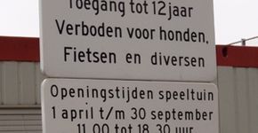 337.000 euro aan... borden!!!