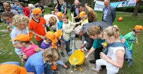 Leeuwardense buitenspeelbuurt Huizum geopend